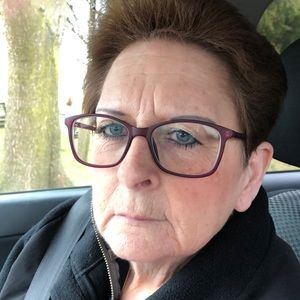 Meet your Posher, Helen